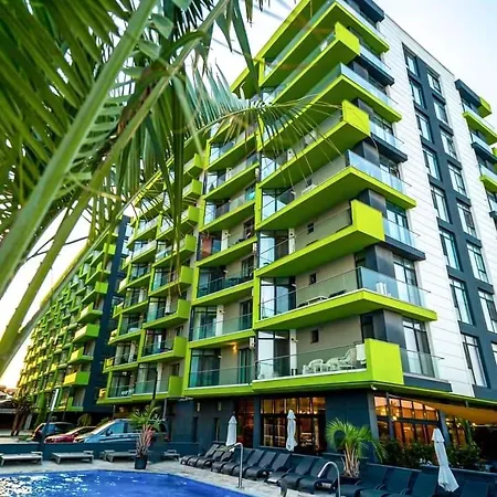 Alezi Promenada Prima Linie La Mare & Spa Appartement *
