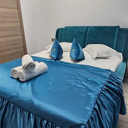 Alezi Promenada Prima Linie La Mare & Spa Apartmán *